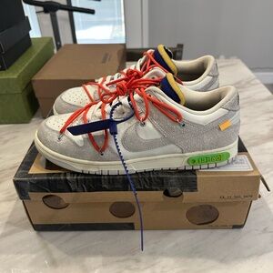 Nike Dunks x Off-White Lot 13 of 50